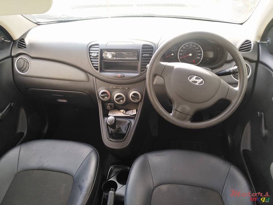 2013' Hyundai i10 photo #5