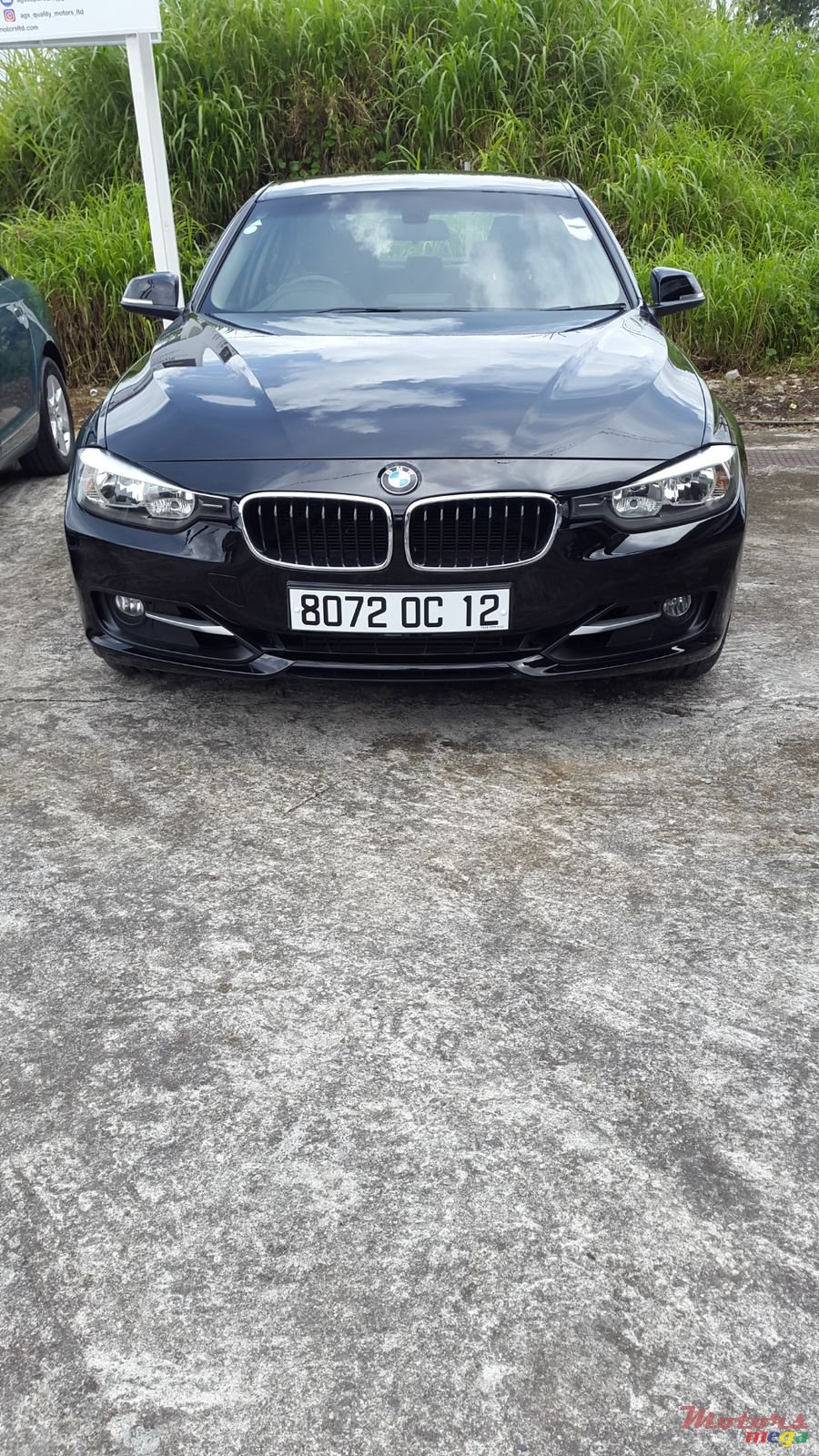 2012' BMW 3 Series Sedan photo #1