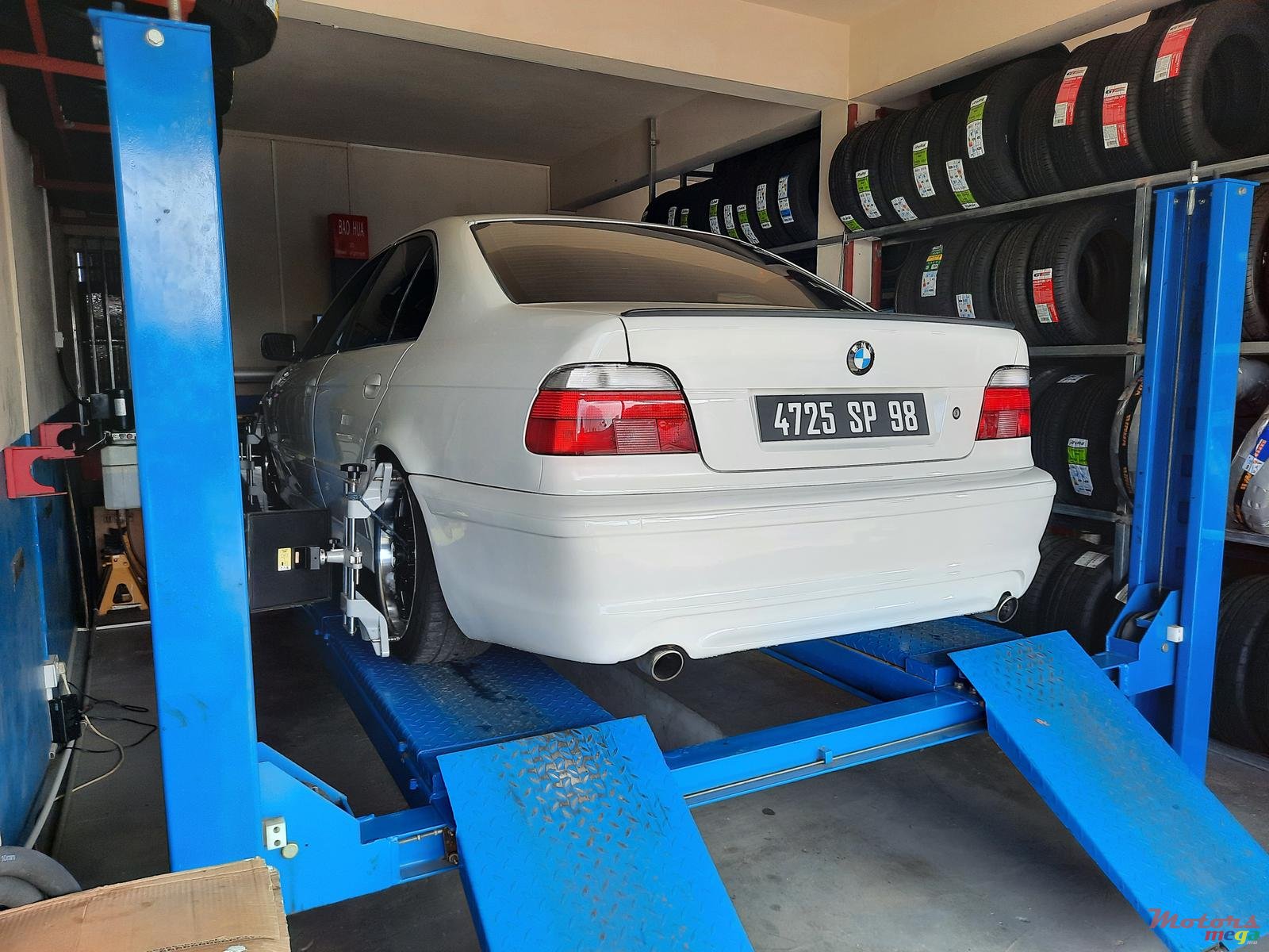 1998' BMW 523 photo #6