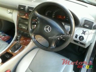 2001' Mercedes-Benz C-Class C180 photo #4
