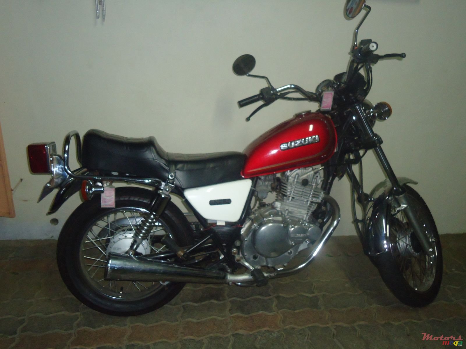 1999' Suzuki photo #1