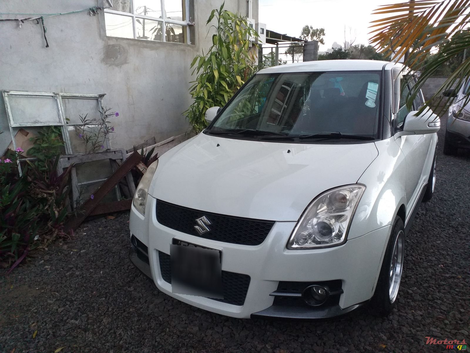 2007' Suzuki Swift photo #4