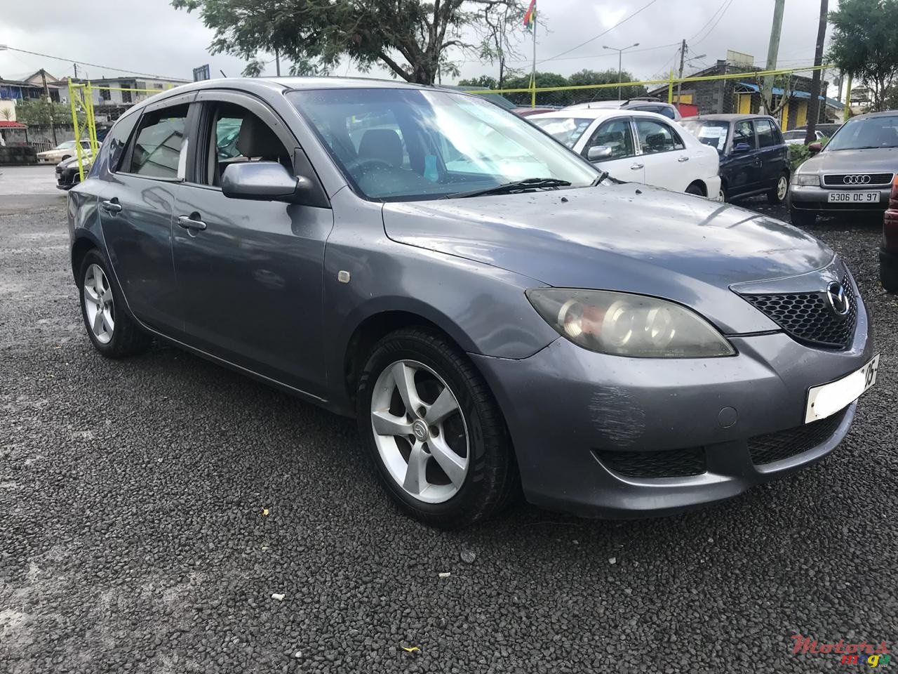 2005' Mazda 3 photo #2