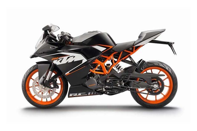 KTM RC125 and RC200 Revealed