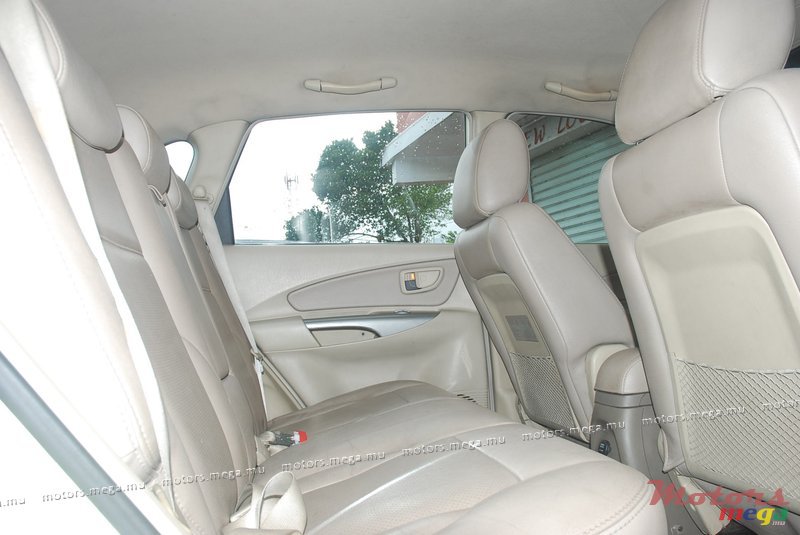 2005' Hyundai Tucson photo #5