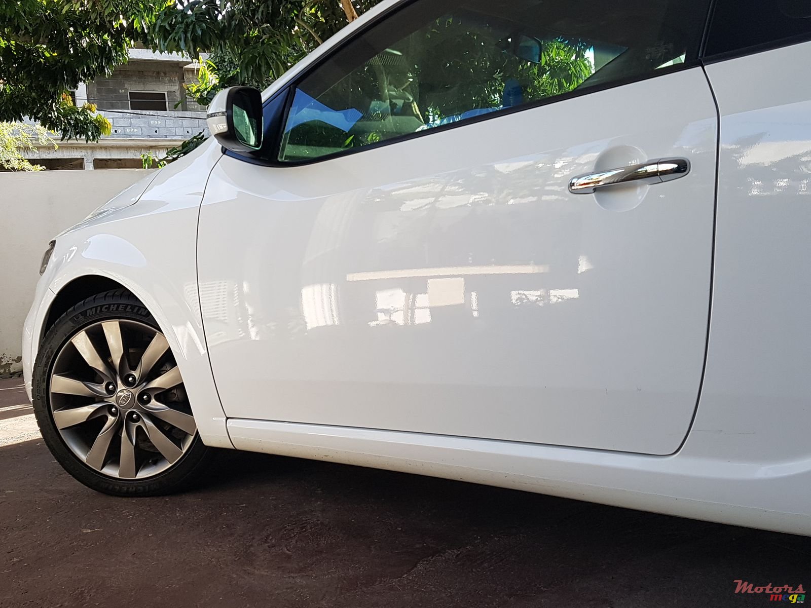 2012' Kia Koup photo #2