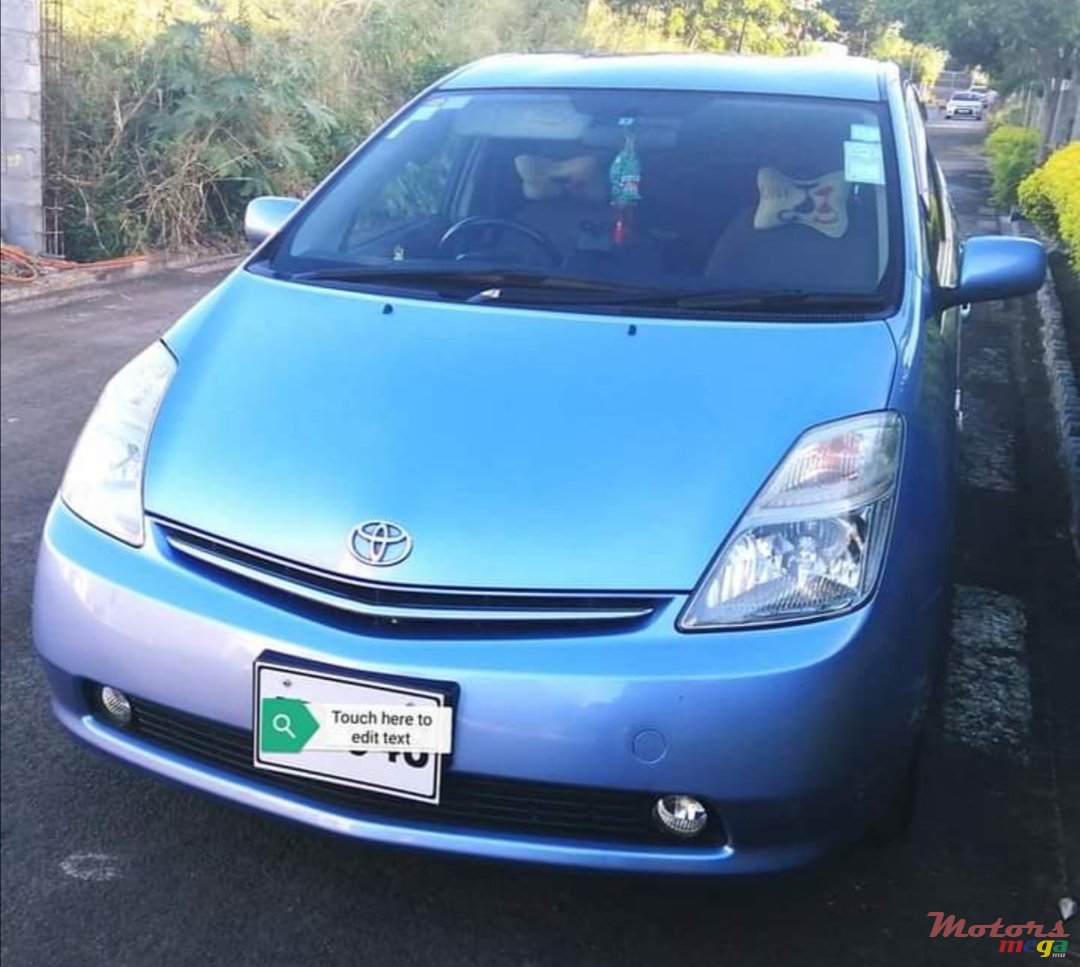 2009' Toyota Prius photo #1