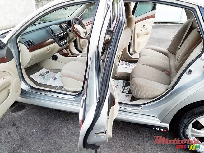 2006' Nissan Bluebird photo #2