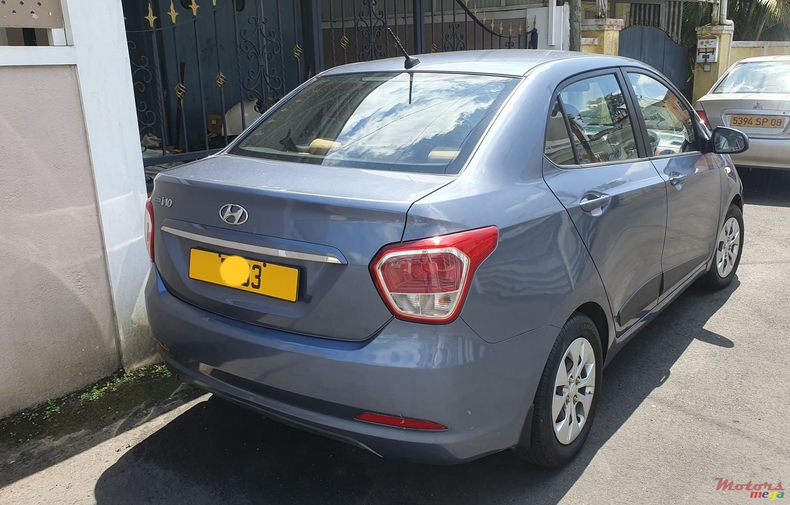 2014' Hyundai Grand I10 photo #2