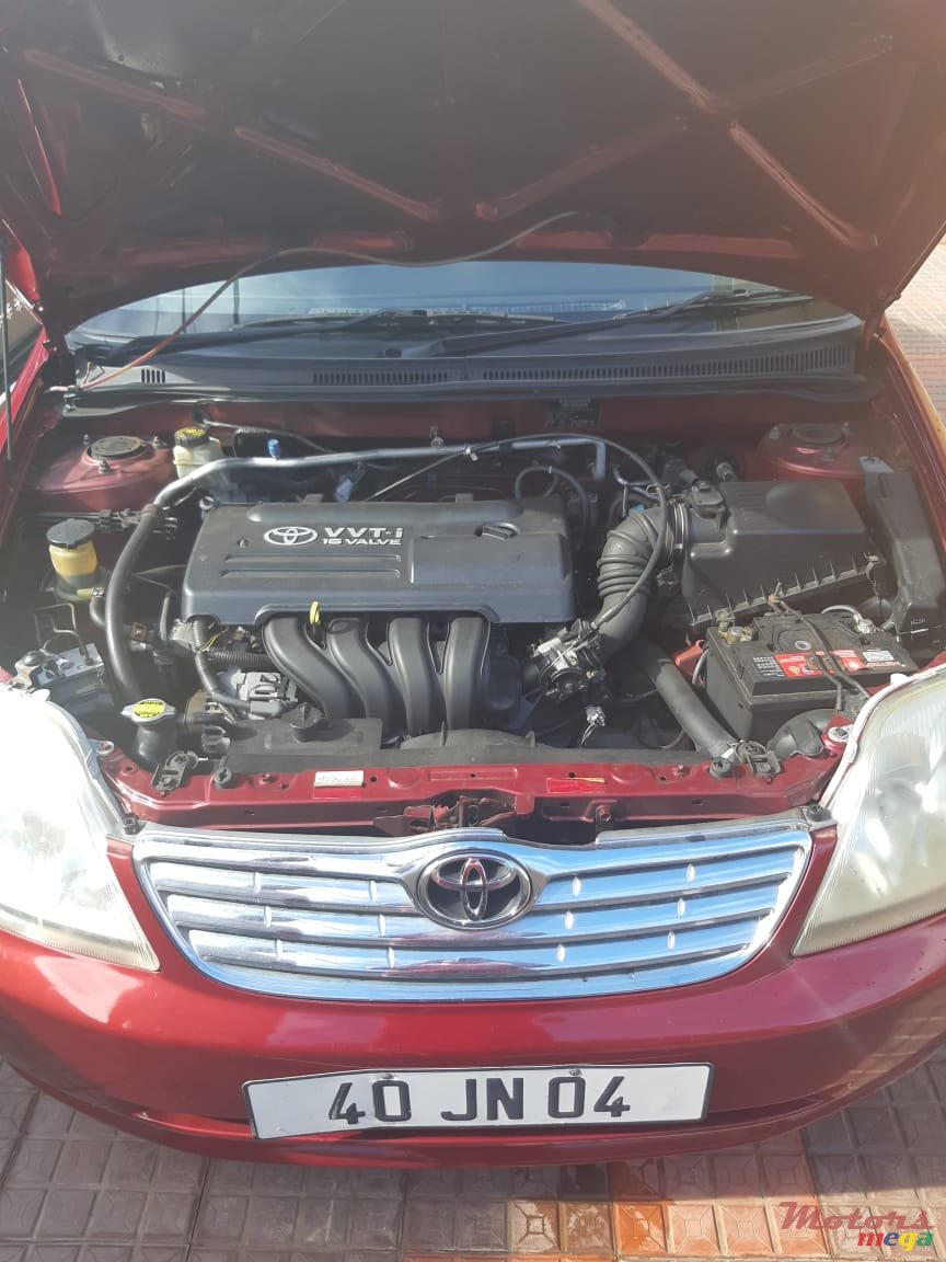 2004' Toyota Corolla photo #7