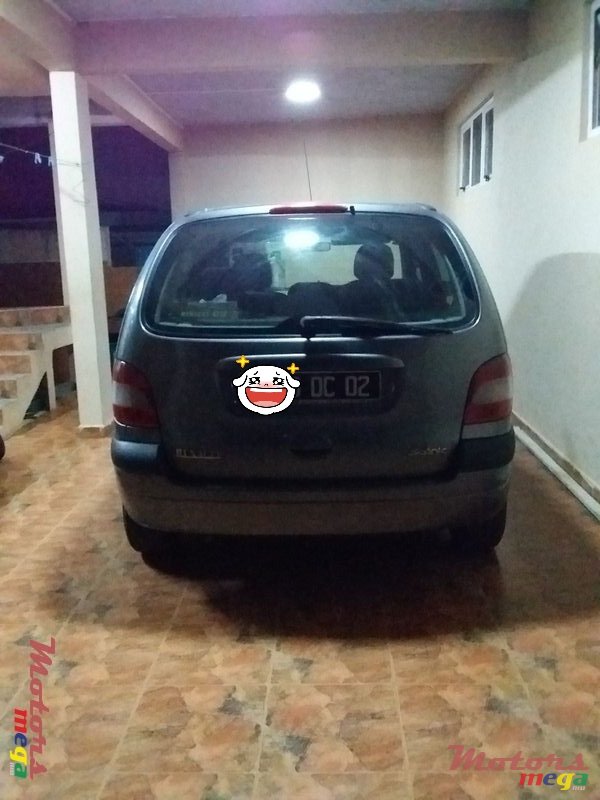 2002' Renault Scenic photo #2