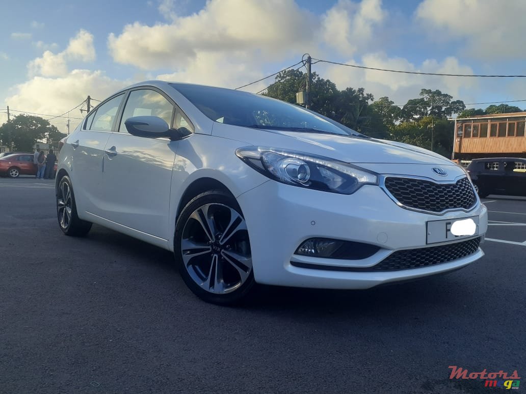 2014' Kia Cerato Fully executive photo #5