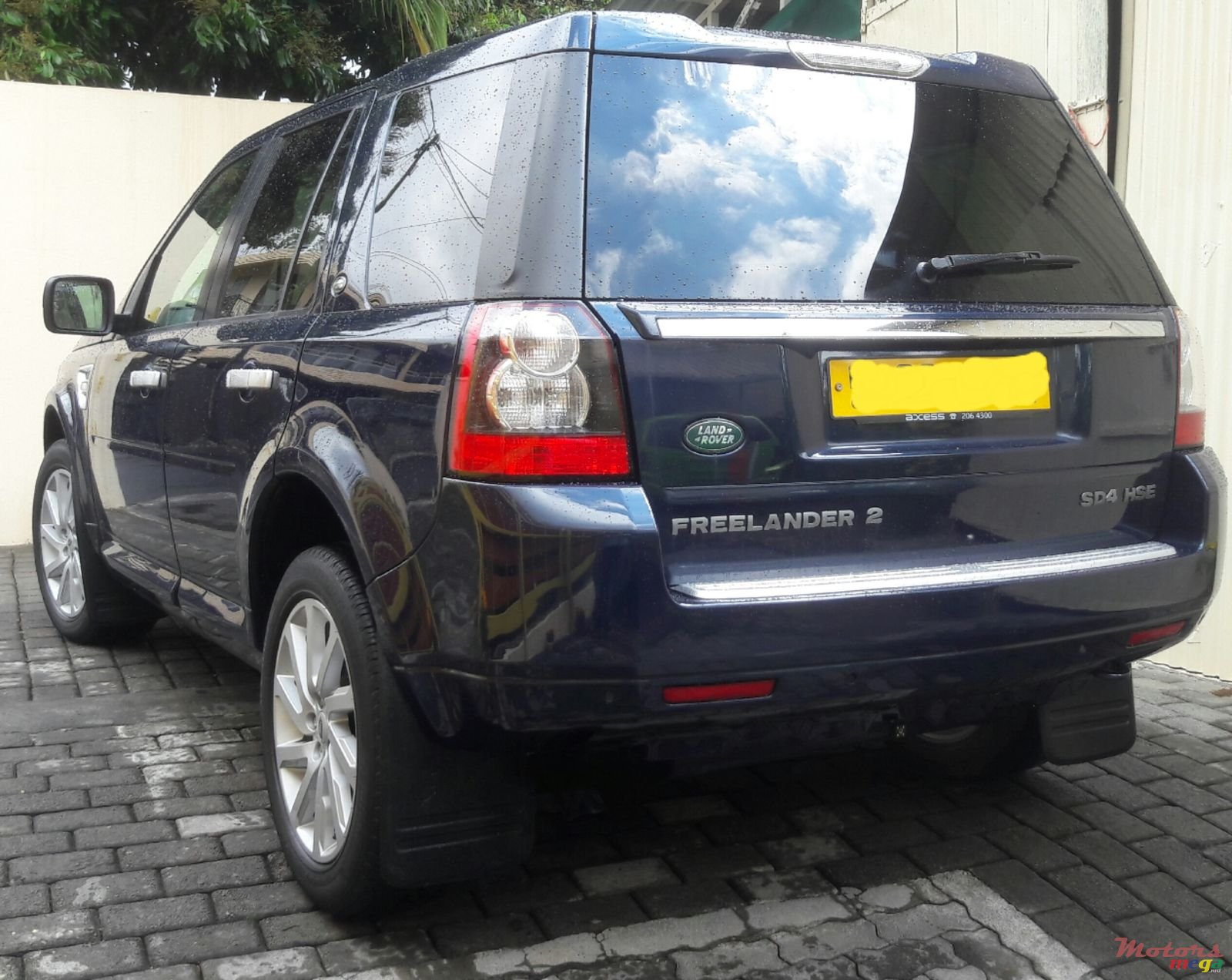 2012' Land Rover Freelander photo #7