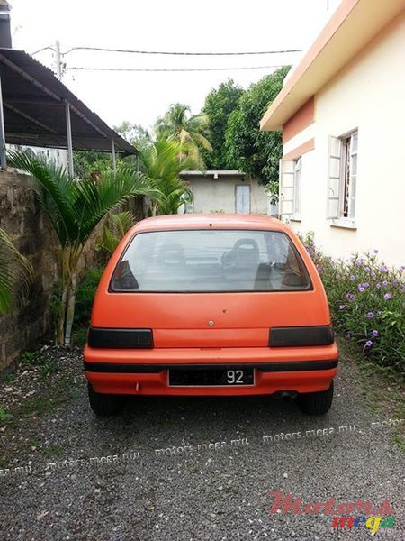 1992' Daihatsu Charade photo #2