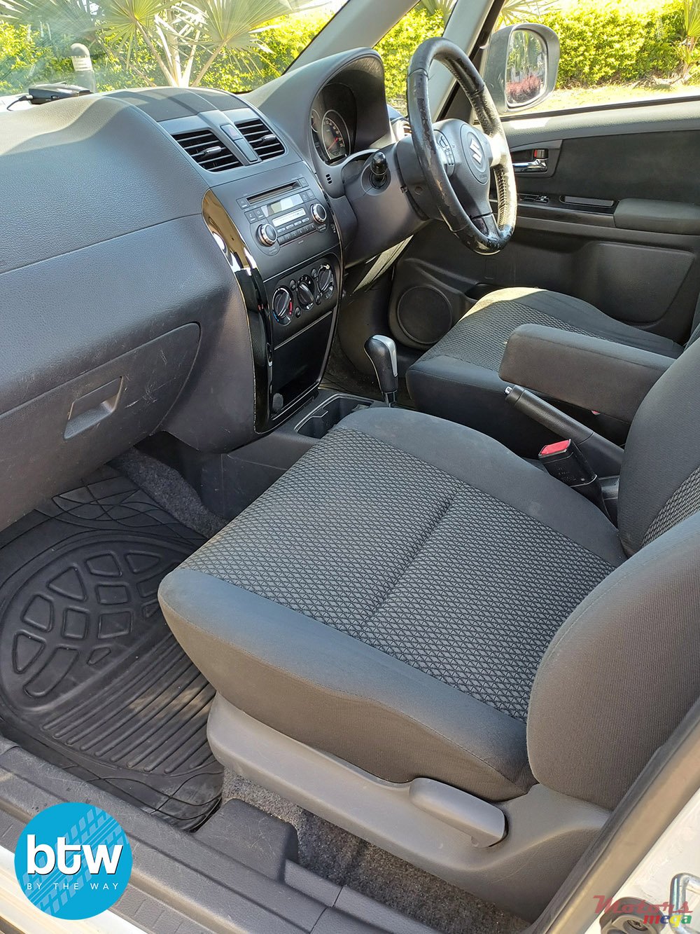 2014' Suzuki SX4 photo #6