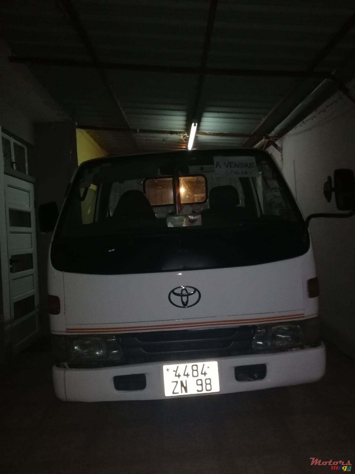 1998' Toyota photo #3