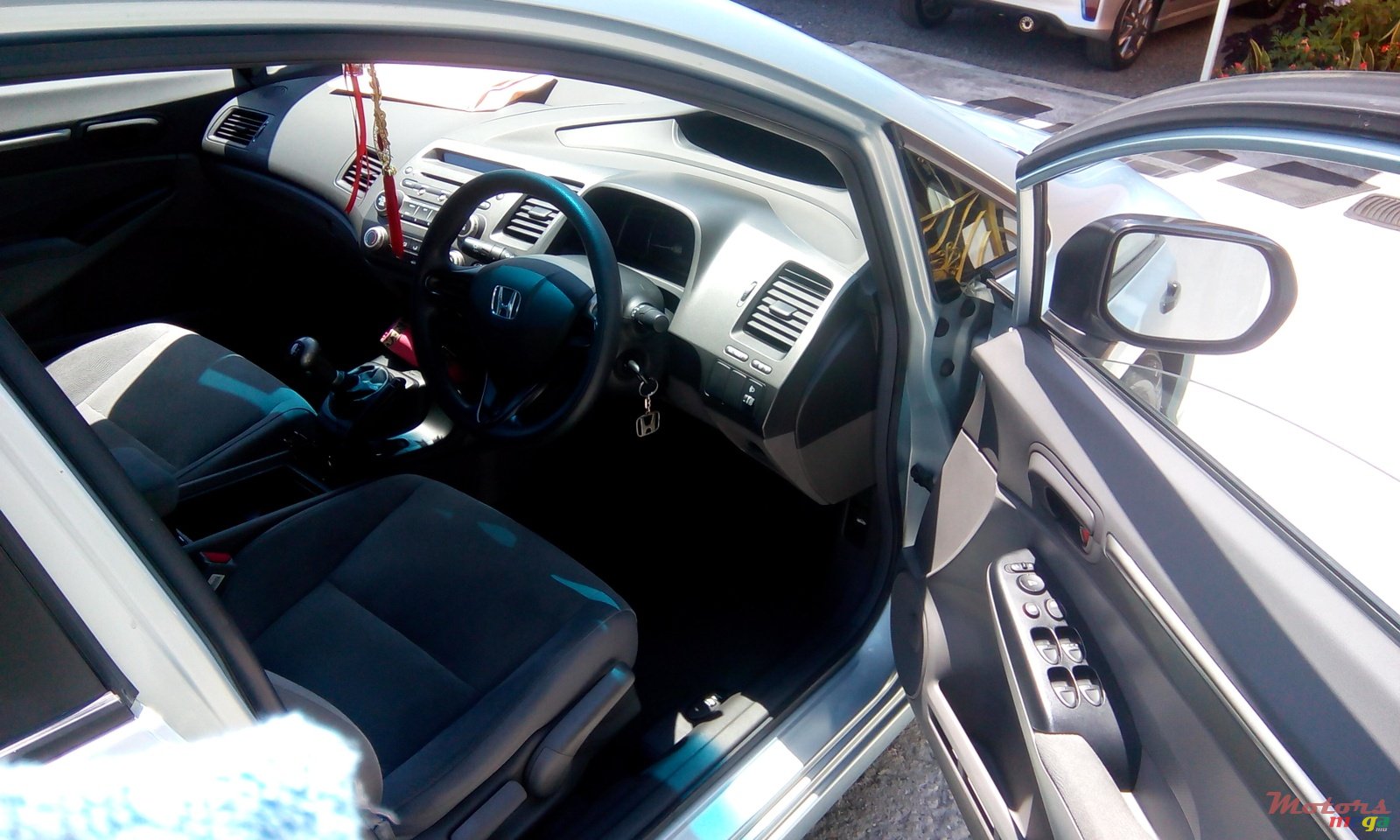 2007' Honda Civic LXI photo #2