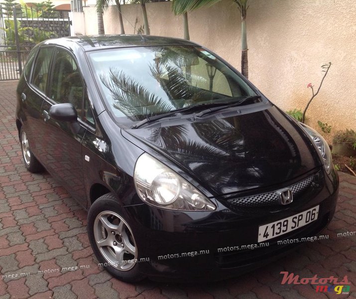 2006' Honda Jazz photo #4