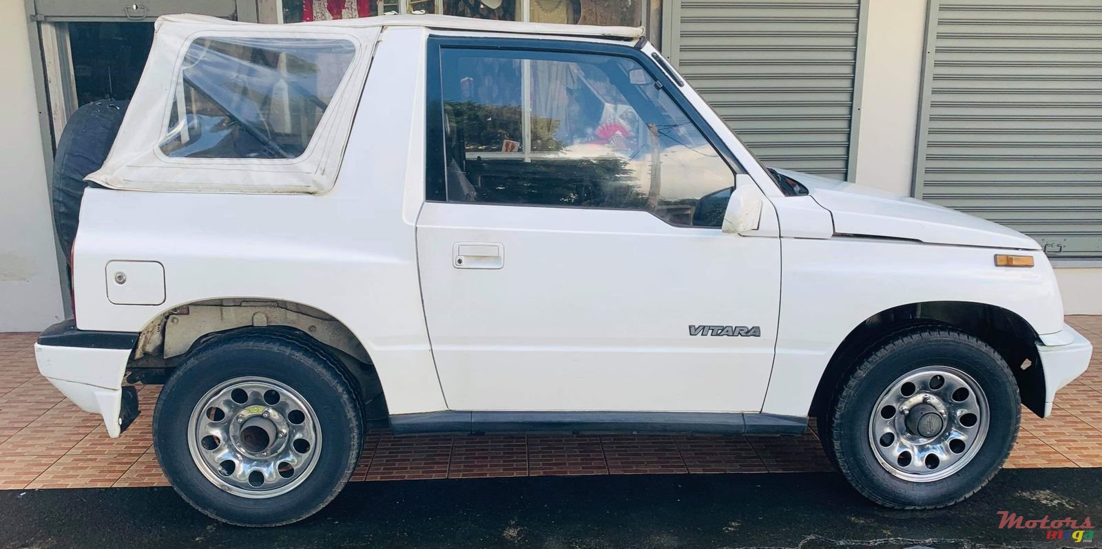 1993' Suzuki Vitara photo #1