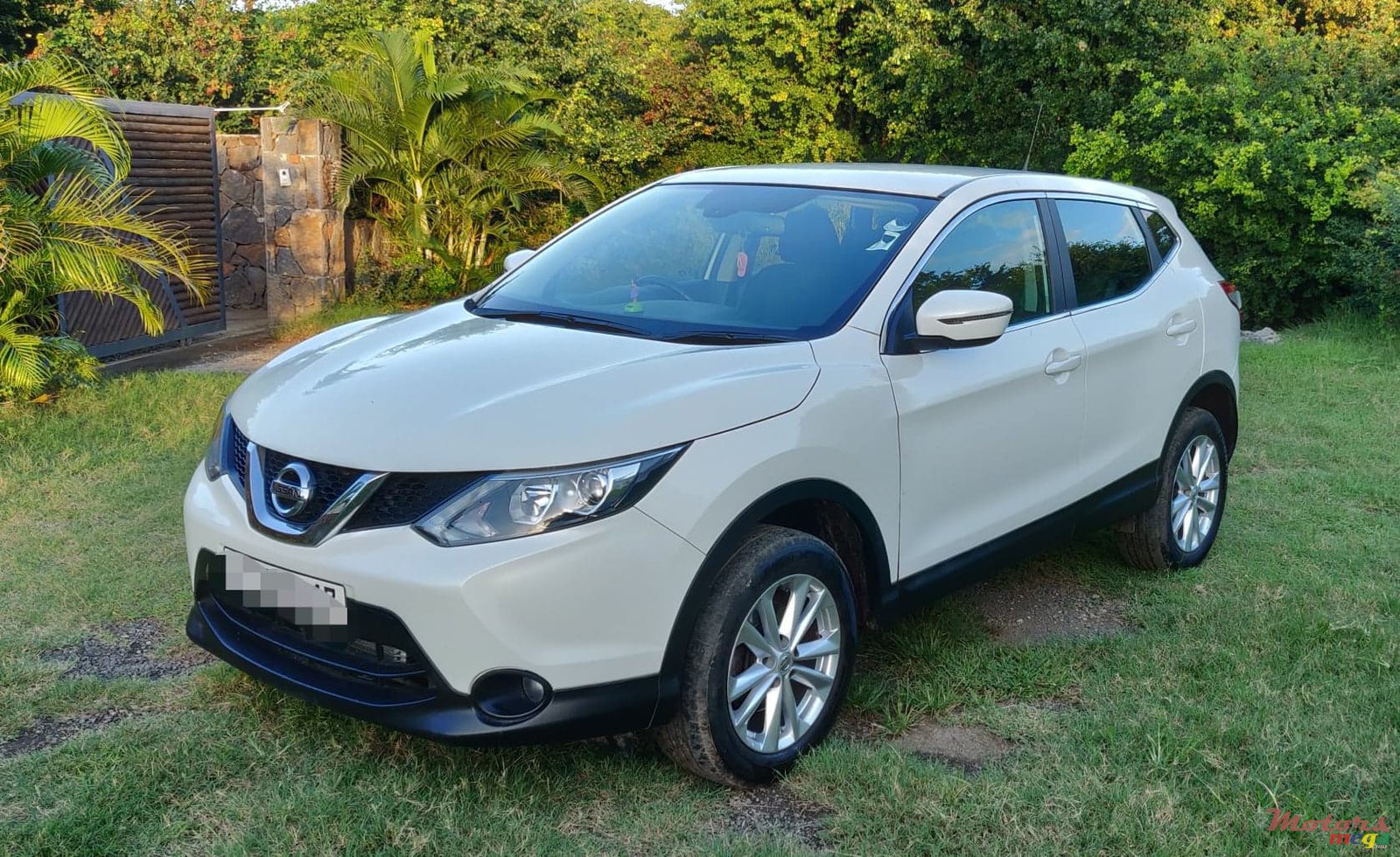 2017' Nissan Qashqai Acenta photo #1