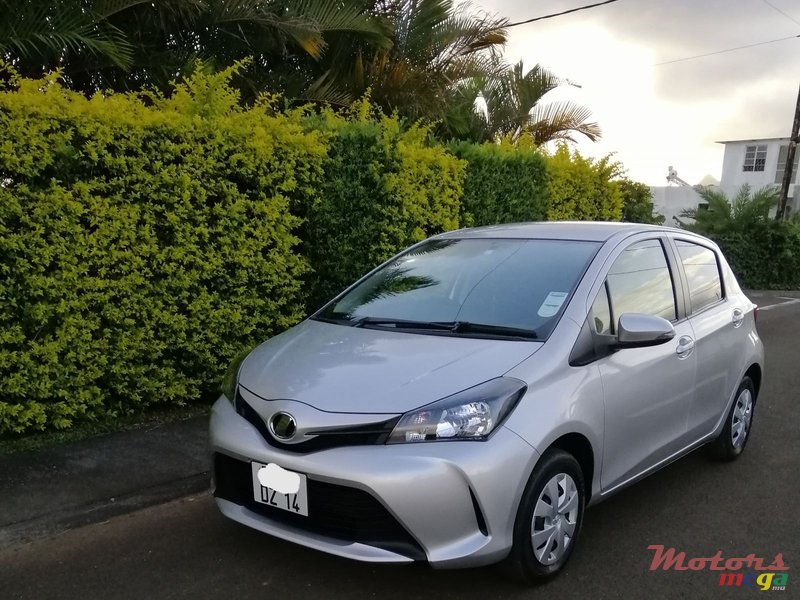 2014' Toyota Vitz photo #1