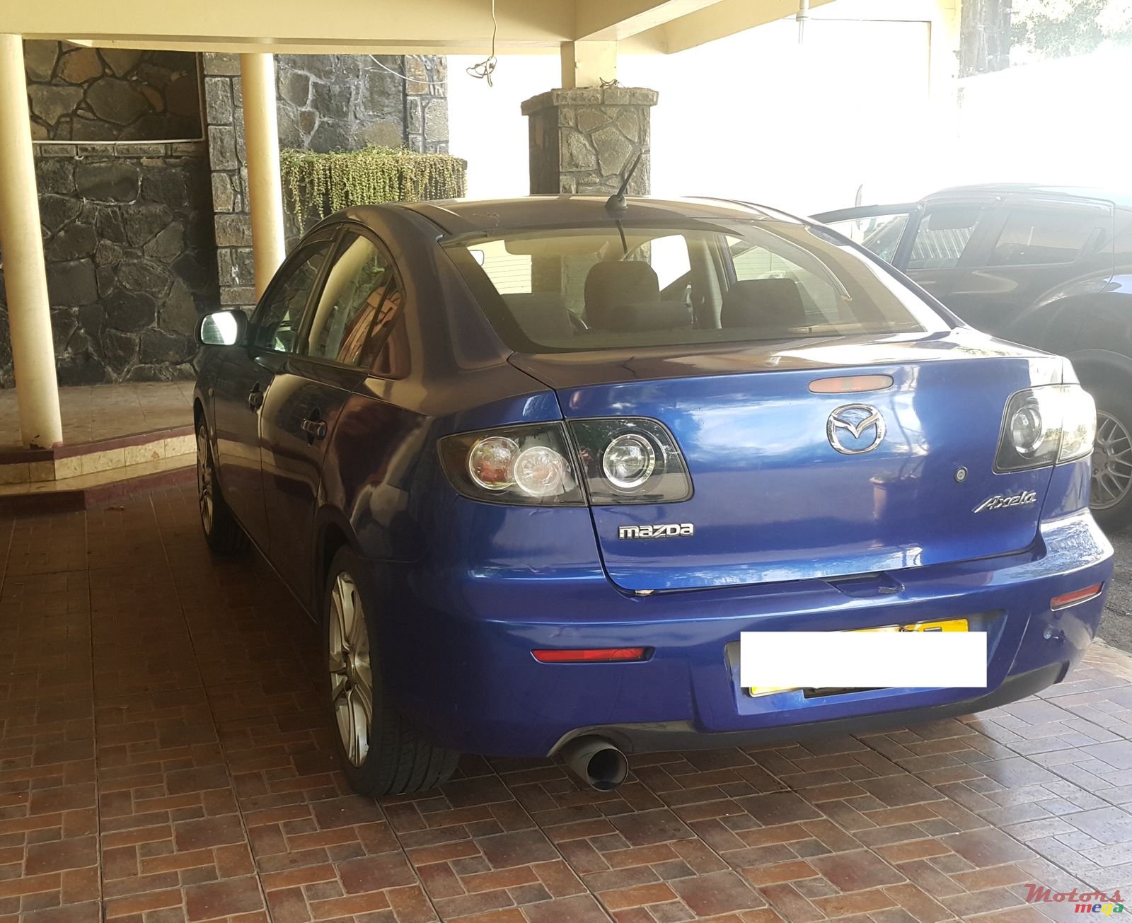 2007' Mazda 3 photo #2