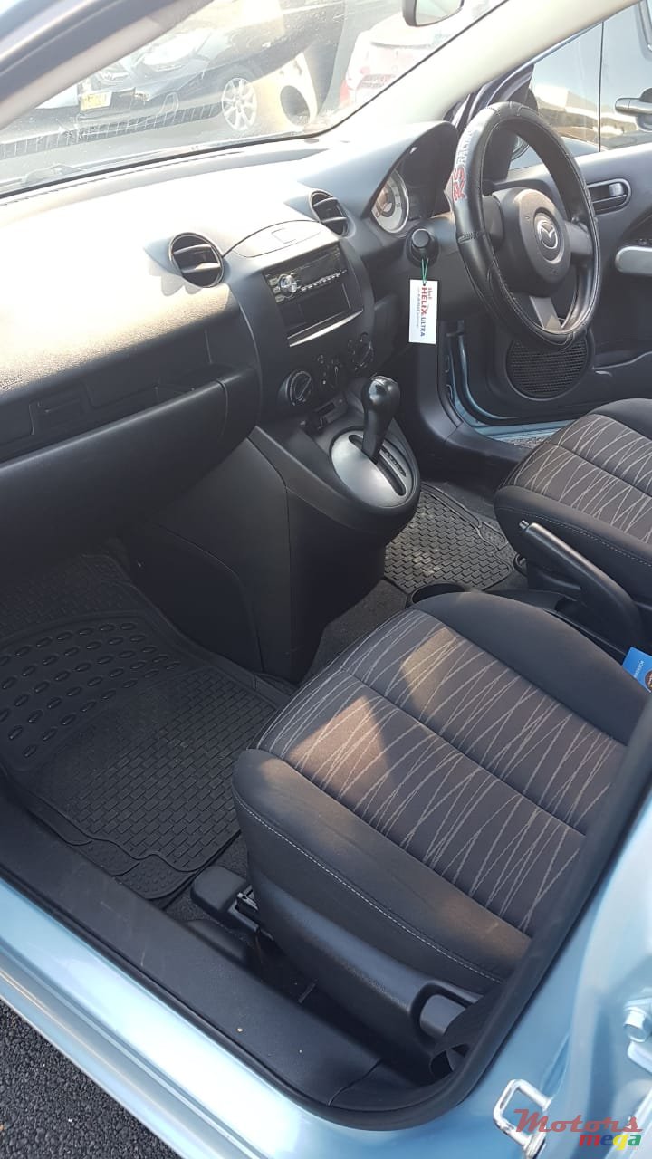 2008' Mazda Demio photo #3