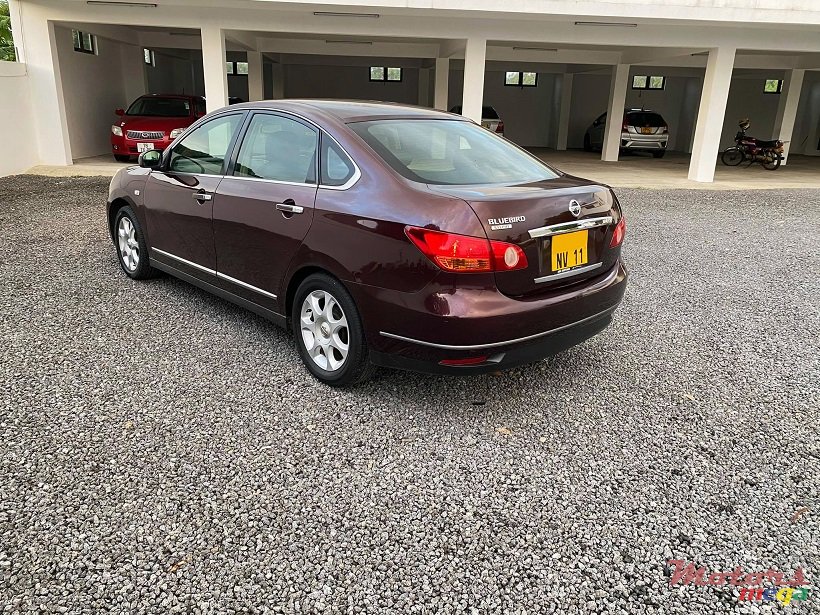 2011' Nissan Bluebird Syllphy Auto 1.5L JAPAN photo #2