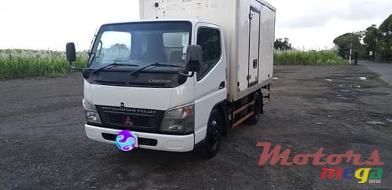 2013' Mitsubishi photo #1