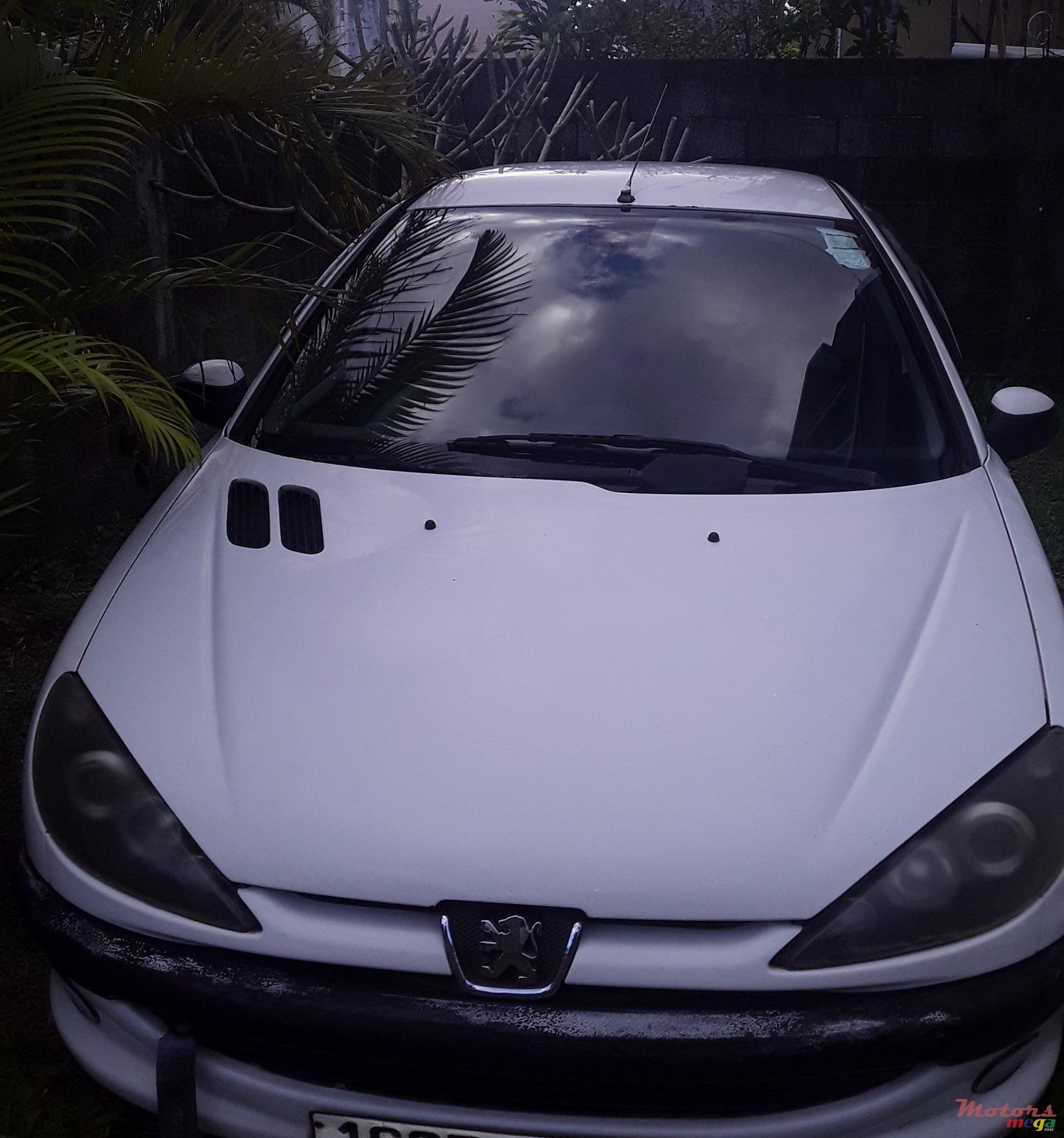 2000' Peugeot 206 photo #2