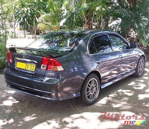 2003' Honda Civic RS photo #1