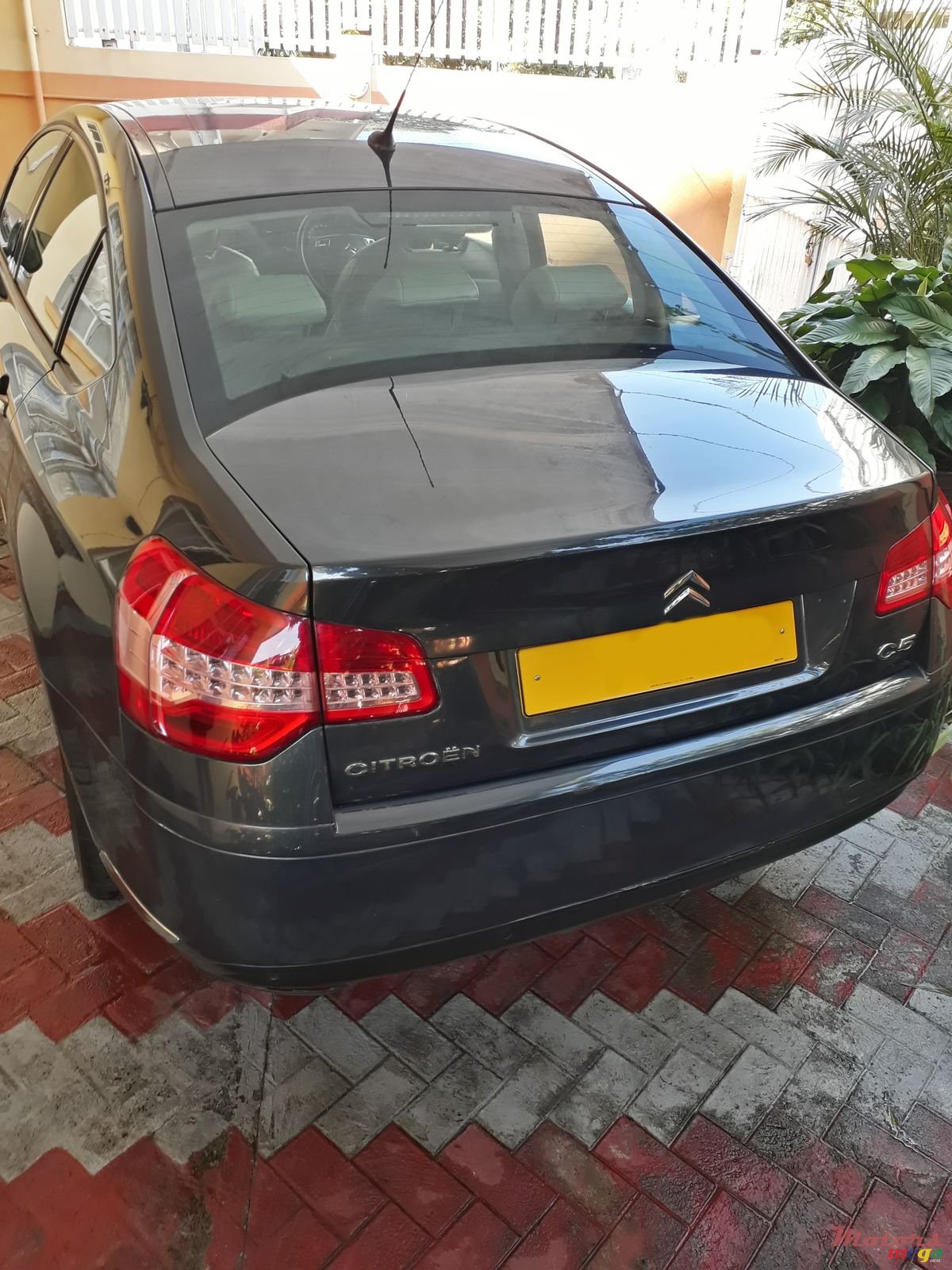 2009' Citroen C5 photo #7