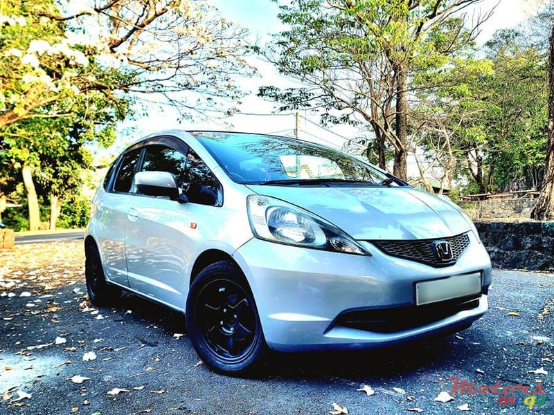 2010' Honda Fit photo #1