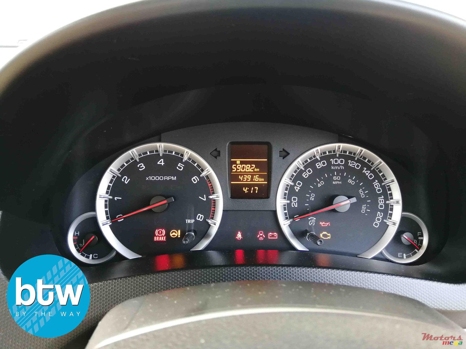 2014' Suzuki Swift Dzire photo #6