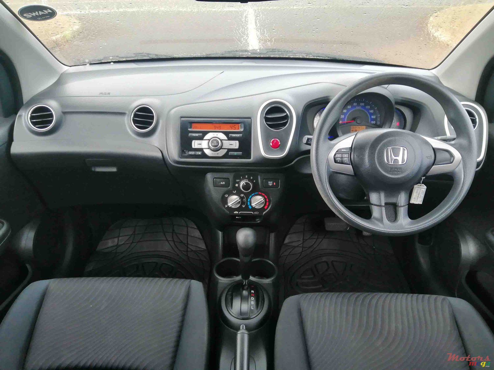 2016' Honda Mobilio photo #6