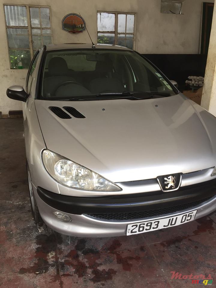 2005' Peugeot 206 photo #1