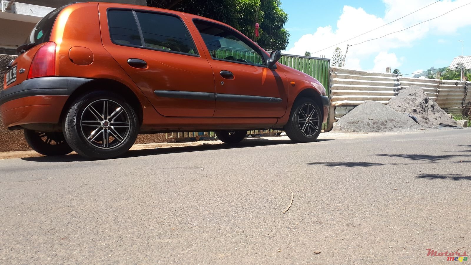 1999' Renault Clio 2 photo #1