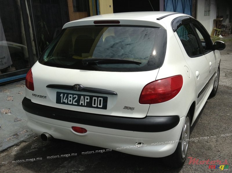 2000' Peugeot 206 photo #3
