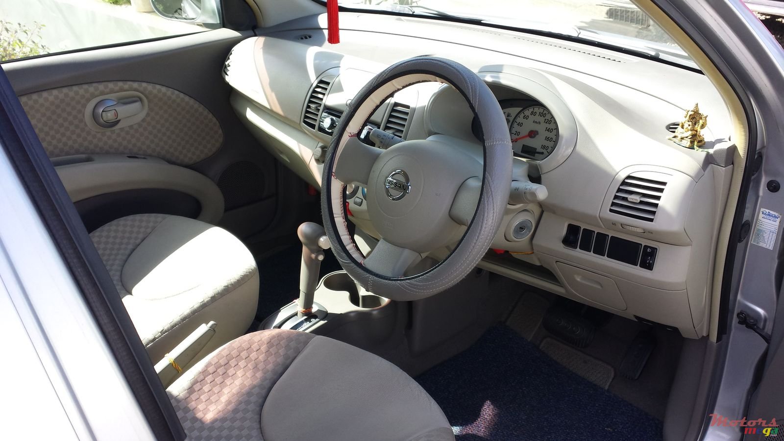 2009' Nissan March photo #2