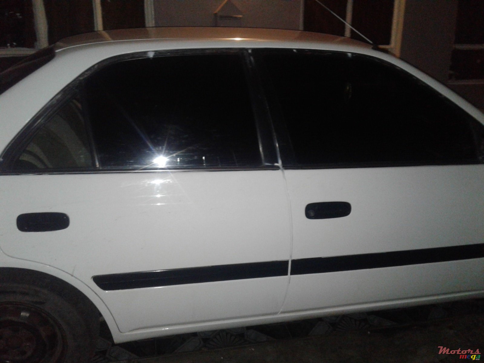 1997' Toyota Carina E photo #1