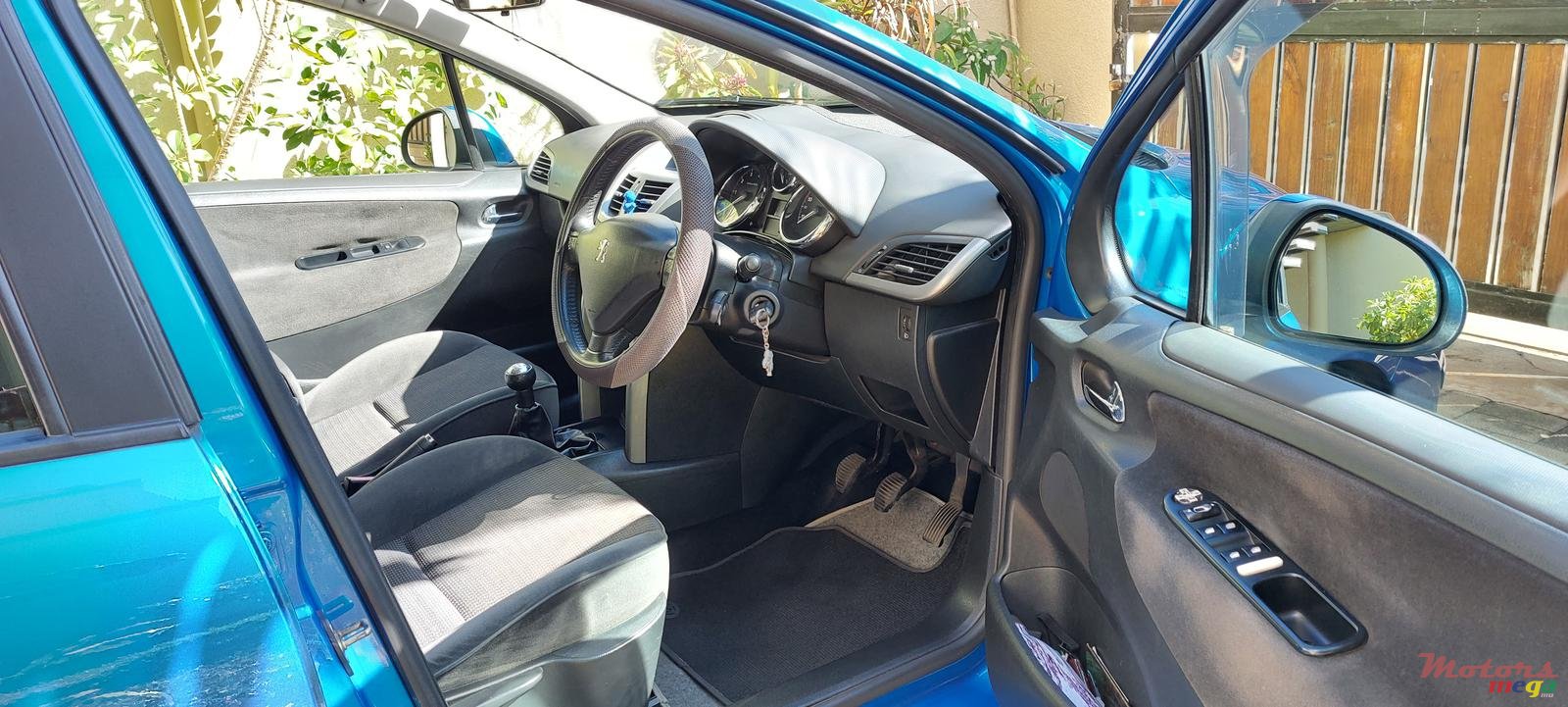 2008' Peugeot 207 photo #1