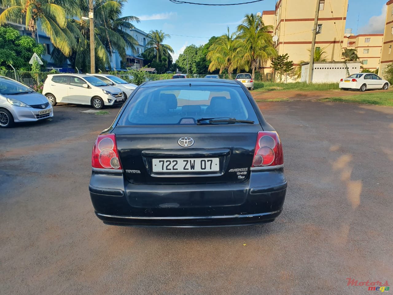 2007' Toyota Avensis photo #3