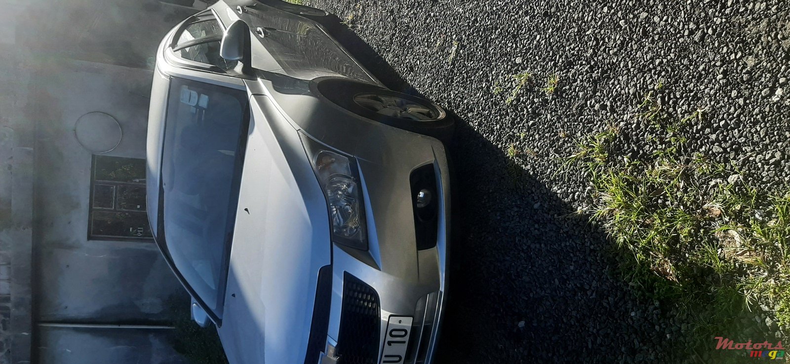 2010' Chevrolet Cruze photo #1