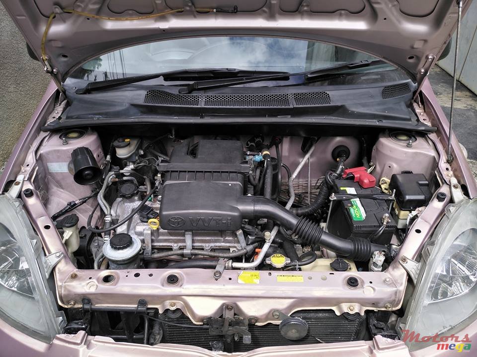 1999' Toyota Vitz ECHO photo #6