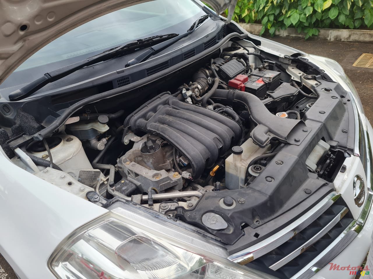 2012' Nissan Tiida photo #3