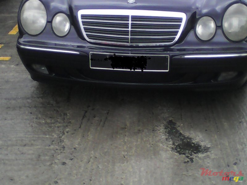 2000' Mercedes-Benz E200 photo #1