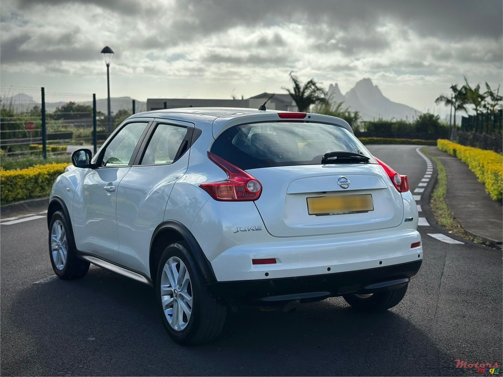 2013' Nissan Juke photo #4