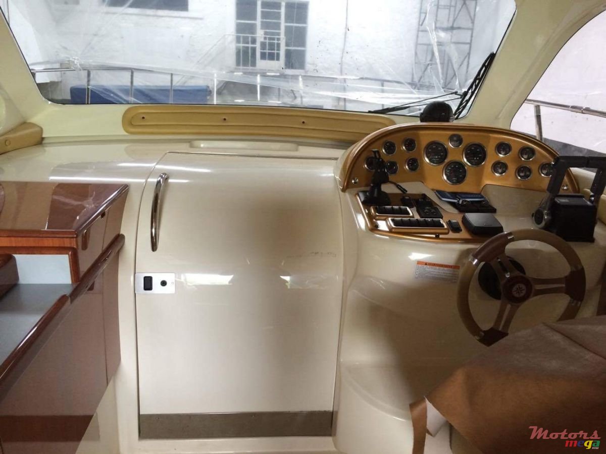 2012' Cranchi photo #5