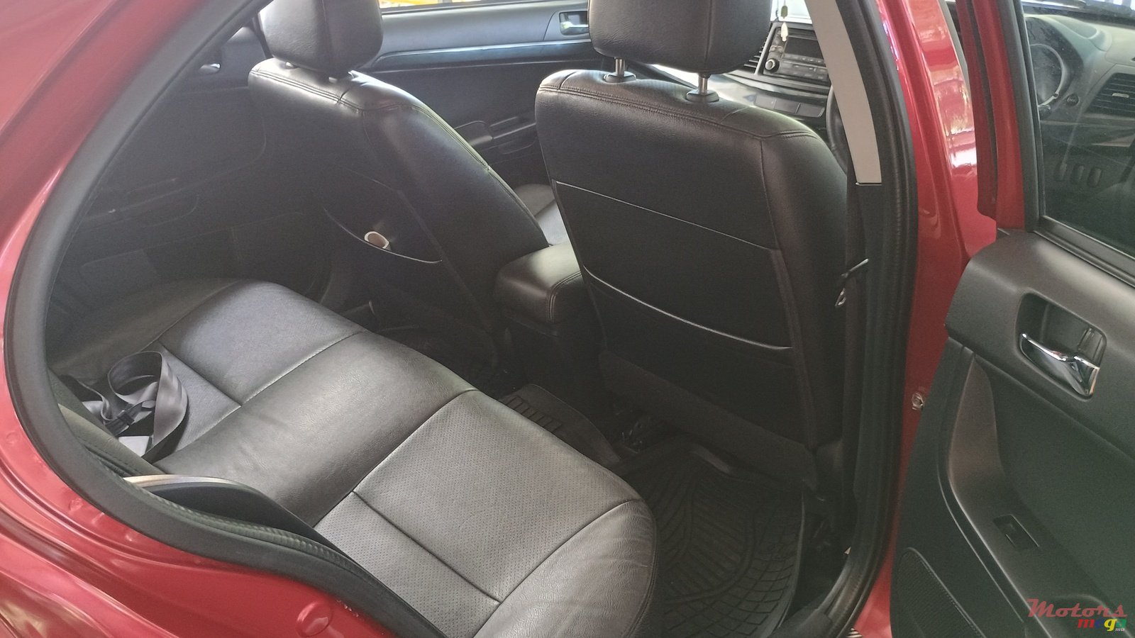 2016' Mitsubishi Lancer X photo #4