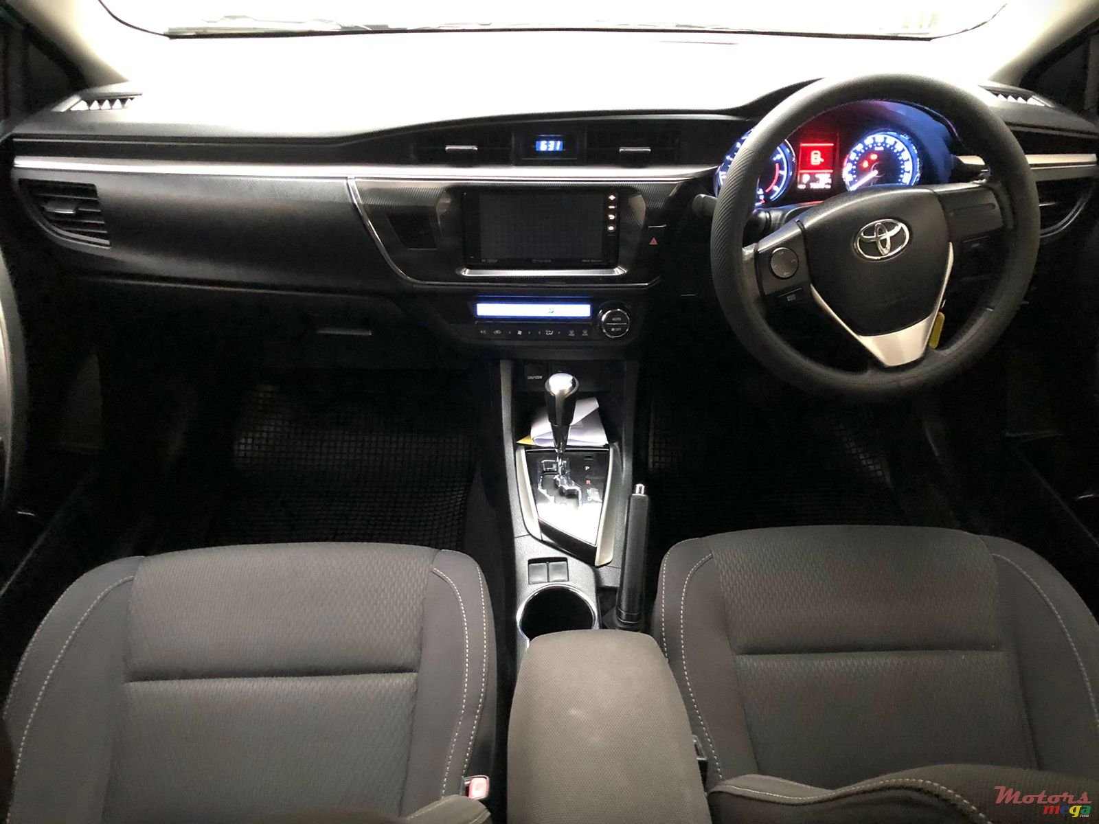 2016' Toyota Corolla Altis photo #7